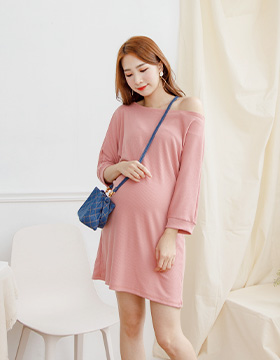 651462 Maternity Wear: Pit-neck plain cotton short dress $22.00