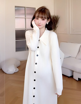 652302 孕婦裝 時尚法式甜美娃娃領排釦針織長版洋裝 NT.590