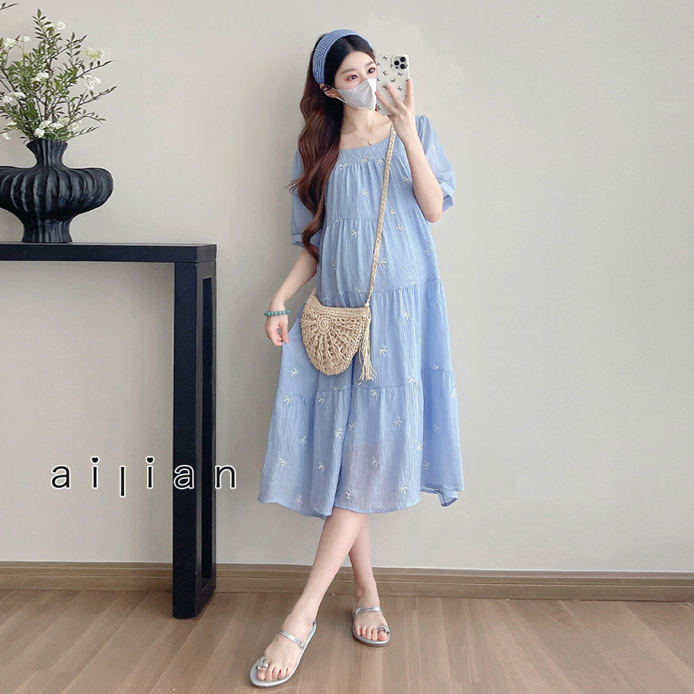652370 孕婦裝 韓版甜美蝴蝶結刺繡方領洋裝 $590