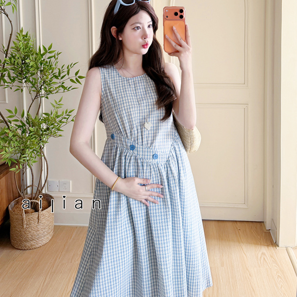 652378 孕婦裝 法式不對稱造型扣格紋無袖洋裝 $590